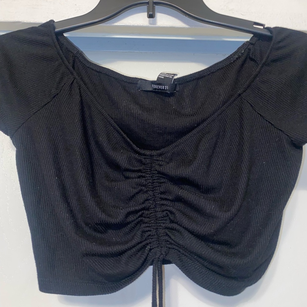 Black crop top